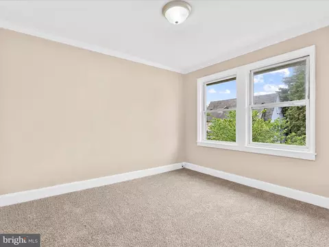 Bedroom - 19 Flagship Rd, Dundalk, MD 21222 photo 3 of 4