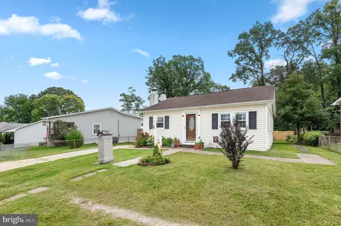 Exterior - 111 Compass Rd, Middle River, MD 21220 photo 1 of 7