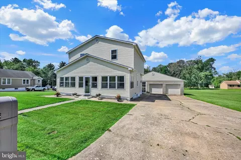 7848 Oakdale Ave, Rosedale, MD 21237