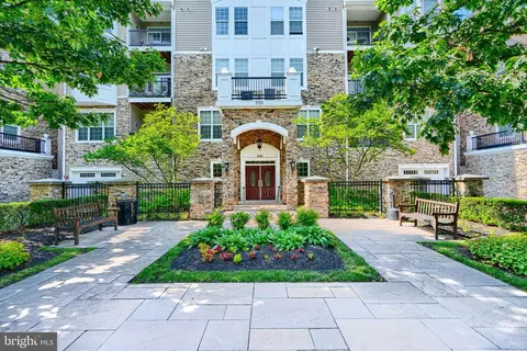 7101 Travertine Dr #205, Baltimore, MD 21209
