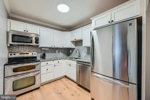 9434 Windpine Rd #9434, Middle River, MD 21220 photo 9
