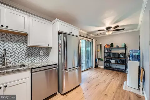 9434 Windpine Rd #9434, Middle River, MD 21220 photo 11