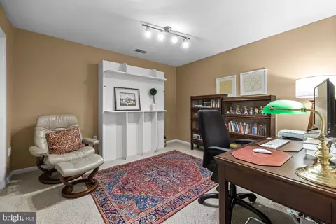 6944 Copperbend Ln, Baltimore, MD 21209 photo 42