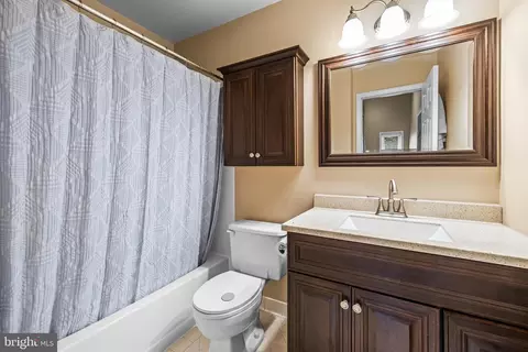6944 Copperbend Ln, Baltimore, MD 21209 photo 36