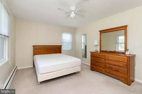 Bedroom - 910 Starbit Rd, Towson, MD 21286 photo 2 of 7