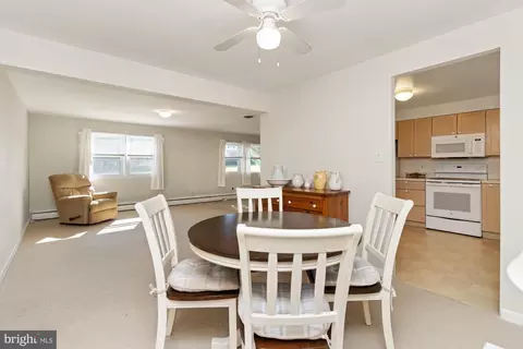 Dining - 910 Starbit Rd, Towson, MD 21286 photo 2 of 2