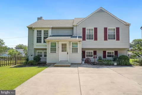 1521 Melton Rd, Lutherville Timonium, MD 21093