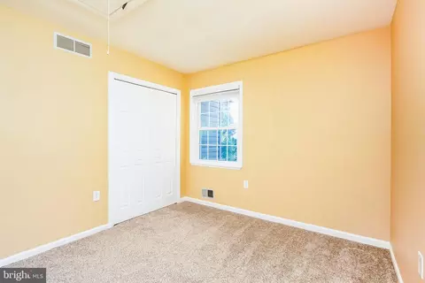 Bedroom - 4308 Mispillion Rd, Nottingham, MD 21236 photo 2 of 4