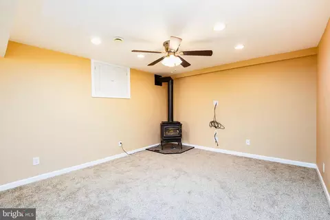 Living - 4308 Mispillion Rd, Nottingham, MD 21236 photo 6 of 6