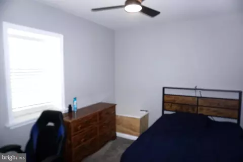 Bedroom - 8610 Oak Rd, Sparrows Point, MD 21219 photo 4 of 4