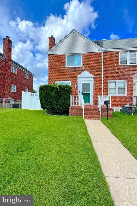 2328 Searles Rd, Dundalk, MD 21222