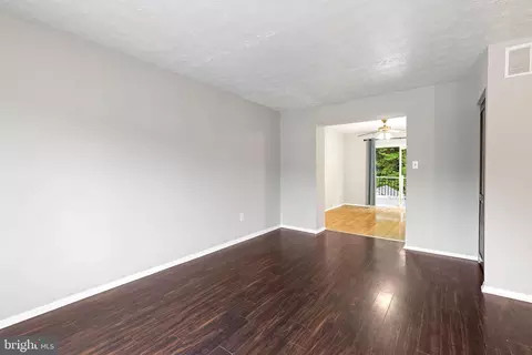 4099 Rustico Rd, Middle River, MD 21220 photo 4
