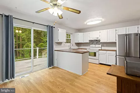 4099 Rustico Rd, Middle River, MD 21220 photo 5