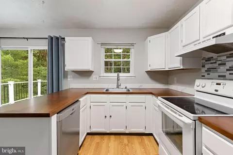 4099 Rustico Rd, Middle River, MD 21220 photo 8