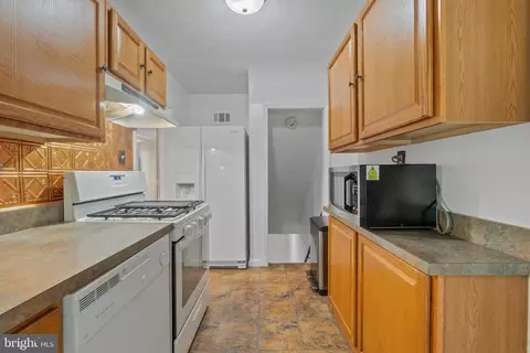 5514 Council St, Halethorpe, MD 21227 photo 11