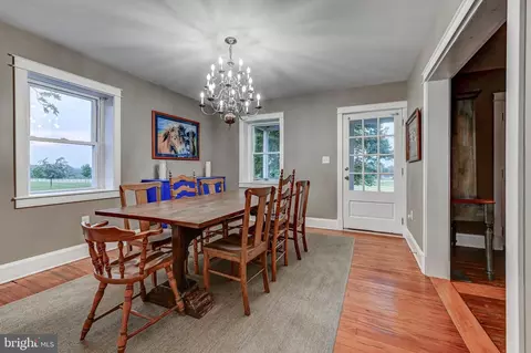 Dining - 13401 Manor Rd, Baldwin, MD 21013 photo 3 of 3