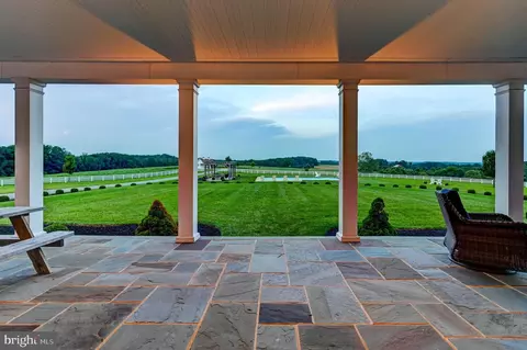 Exterior - 13401 Manor Rd, Baldwin, MD 21013 photo 1 of 7