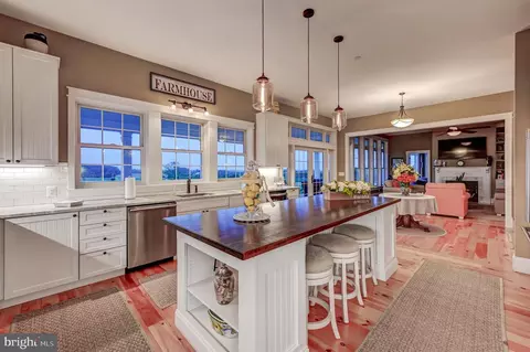 Kitchen - 13401 Manor Rd, Baldwin, MD 21013 photo 1 of 3