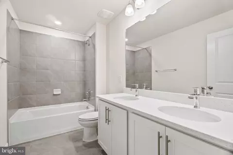 7 Comes Ridge Ct, Rosedale, MD 21237 photo 40