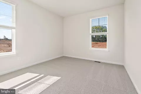 7 Comes Ridge Ct, Rosedale, MD 21237 photo 8