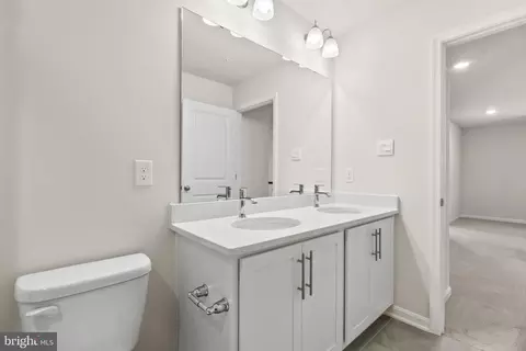7 Comes Ridge Ct, Rosedale, MD 21237 photo 39