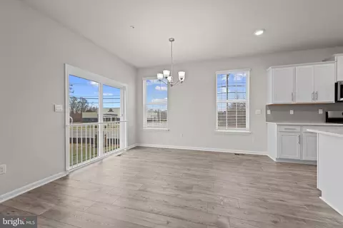 1 Comes Ridge Ct, Rosedale, MD 21237 photo 10