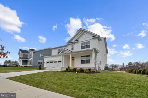 1 Comes Ridge Ct, Rosedale, MD 21237