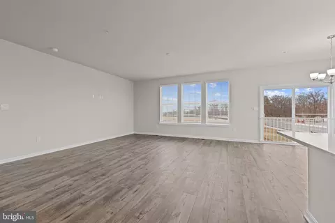 1 Comes Ridge Ct, Rosedale, MD 21237 photo 6