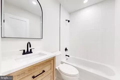 Bath - 4414 Mount Carmel Rd, Hampstead, MD 21074 photo 2 of 2
