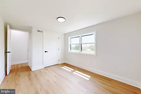 Bedroom - 4414 Mount Carmel Rd, Hampstead, MD 21074 photo 5 of 5