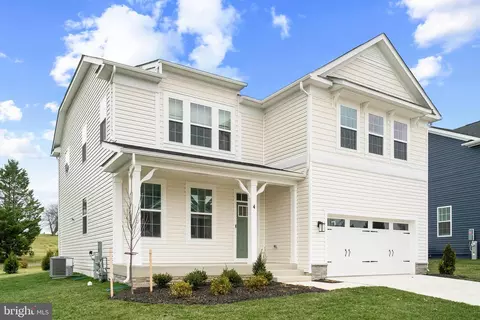 4 Comes Ridge Ct, Rosedale, MD 21237