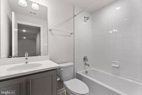 4 Comes Ridge Ct, Rosedale, MD 21237 photo 30