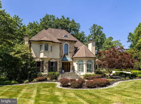 18 Hambleton Ct, Pikesville, MD 21208