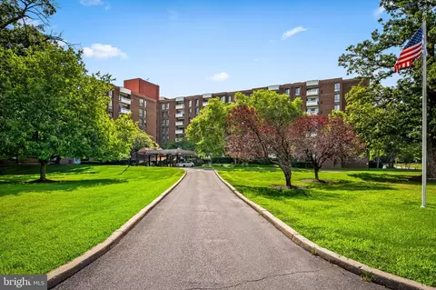 7 Slade Ave #715, Pikesville, MD 21208