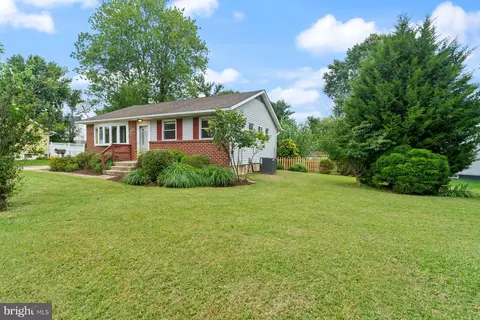 837 Suburbian Rd, Reisterstown, MD 21136