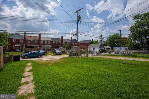 2970 Yorkway, Dundalk, MD 21222 photo 13