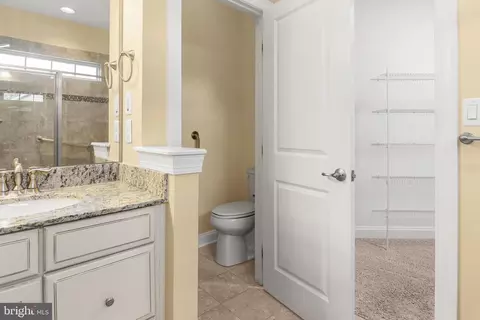 Entry Way - 6923 Summit Cir, Baltimore, MD 21239 photo 7 of 8