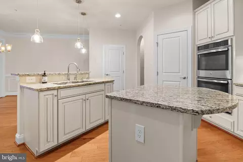 Kitchen - 6923 Summit Cir, Baltimore, MD 21239 photo 8 of 8