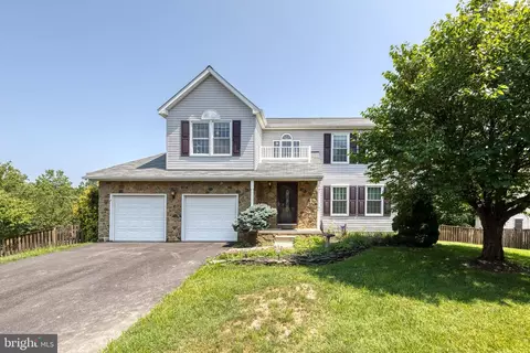 16 Perry Ridge Ct, Rosedale, MD 21237
