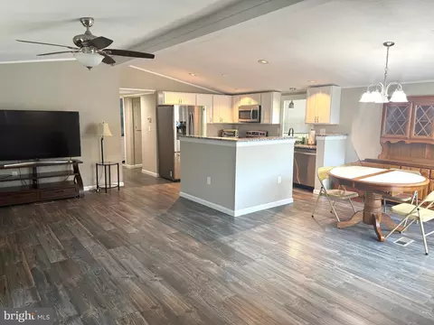 20 Tamarac Trl, Middle River, MD 21220 photo 7
