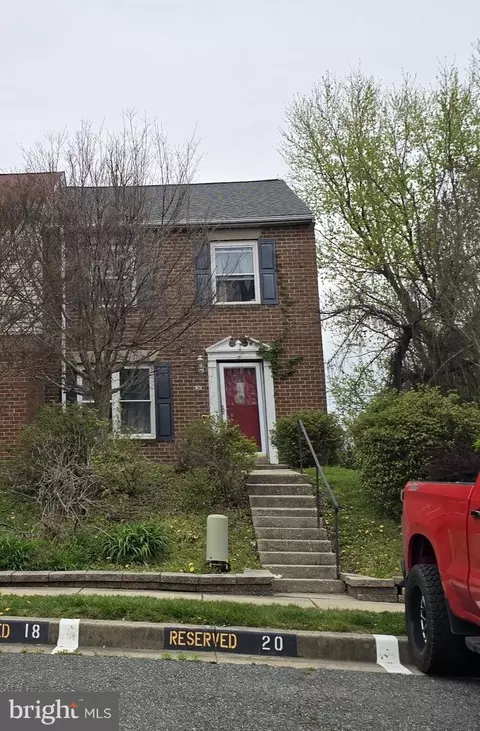 20 Clearlake Ct, Parkville, MD 21234
