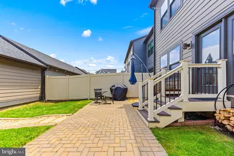 Exterior - 6412 Dalston St, Middle River, MD 21220 photo 6 of 10