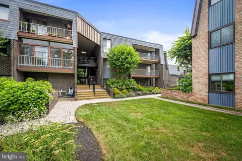 3200 Old Post #5, Pikesville, MD 21208