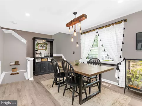 Dining - 8111 Dogwood, Sparrows Point, MD 21219 photo 2 of 3