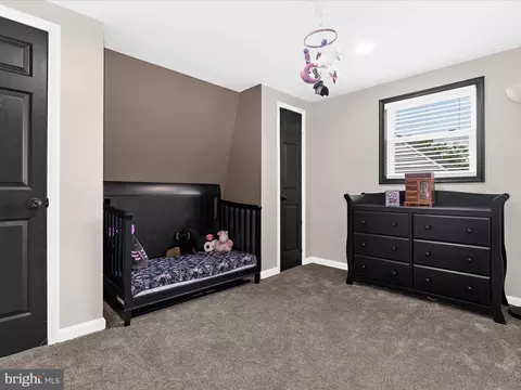 Bedroom - 8111 Dogwood, Sparrows Point, MD 21219 photo 5 of 9