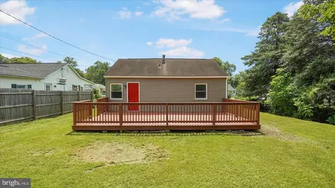 Exterior - 40 Transverse Ave, Middle River, MD 21220 photo 3 of 7