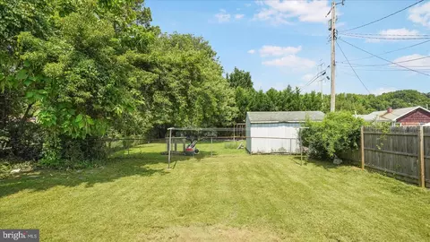 Exterior - 40 Transverse Ave, Middle River, MD 21220 photo 6 of 7