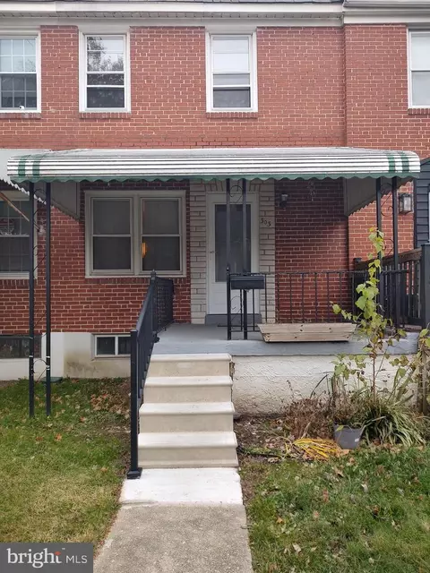 303 Leeanne Rd, Essex, MD 21221