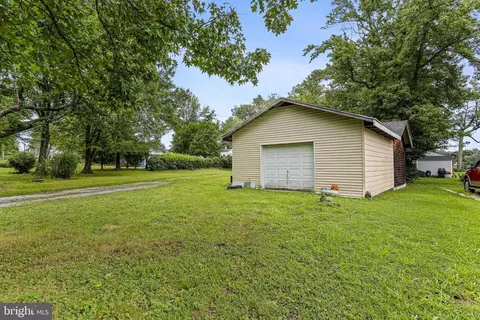 5849 Loreley Beach Rd, White Marsh, MD 21162 photo 18