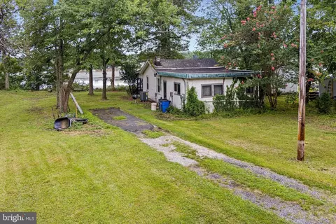 5849 Loreley Beach Rd, White Marsh, MD 21162 photo 10
